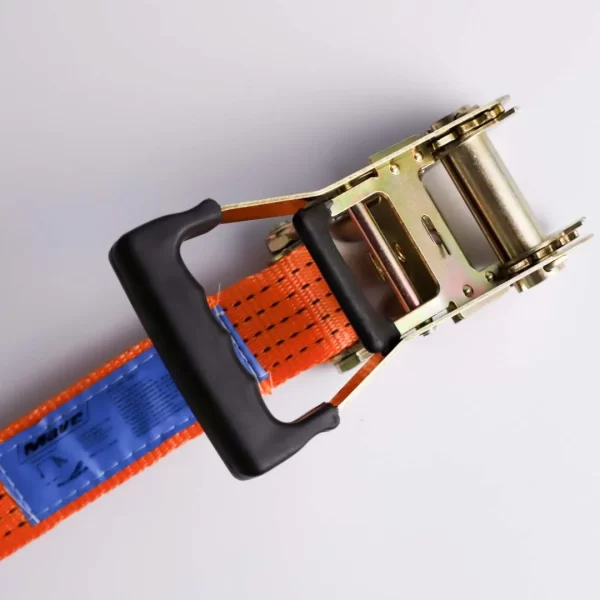 Catraca de amarração com alavanca ergonômica e cinta laranja reforçada